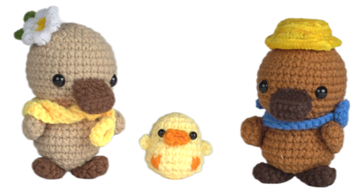 Platypus Amigurumi Crochet Kit F07N8-M259-0