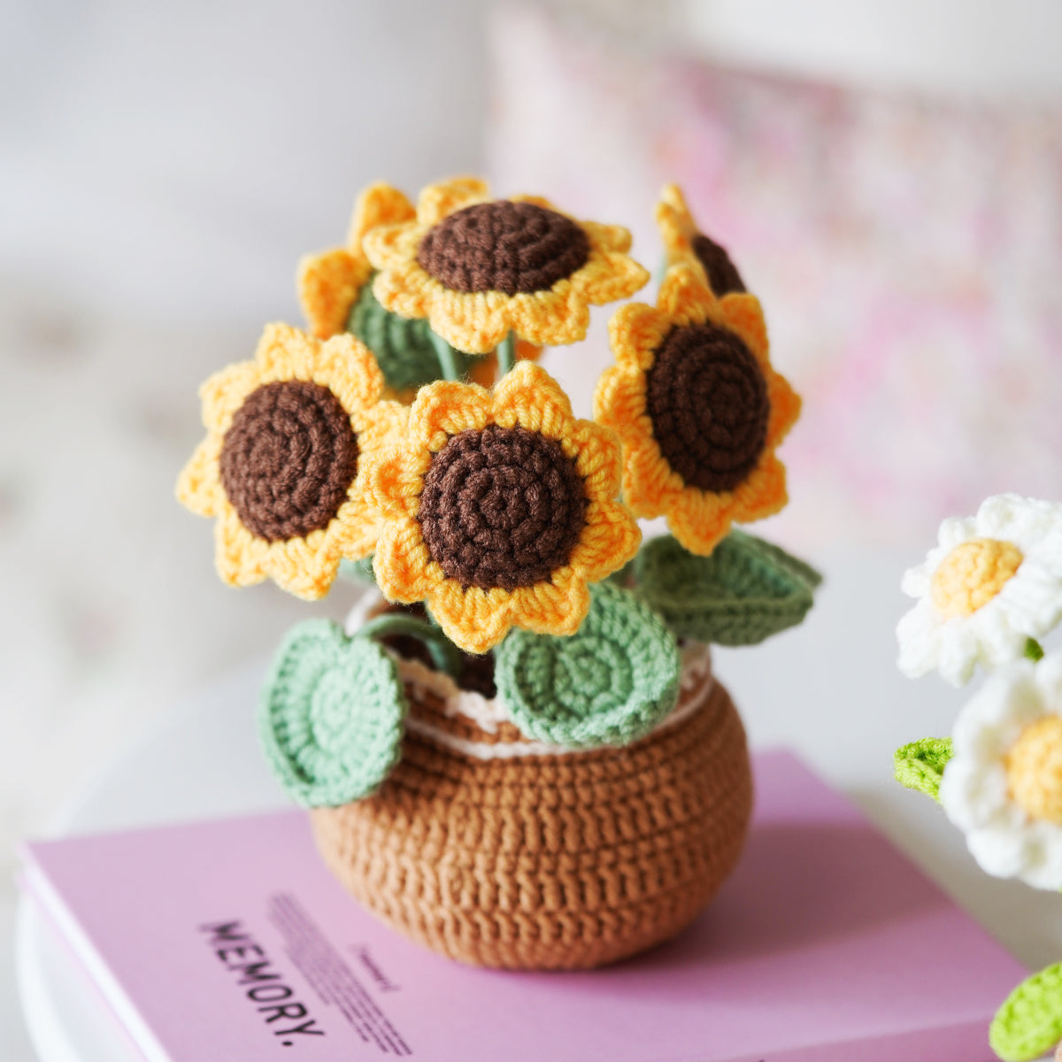 Sunflowers. Potted Flower Amigurumi DIY Crochet Kit Wizardi F07N8-M28-0