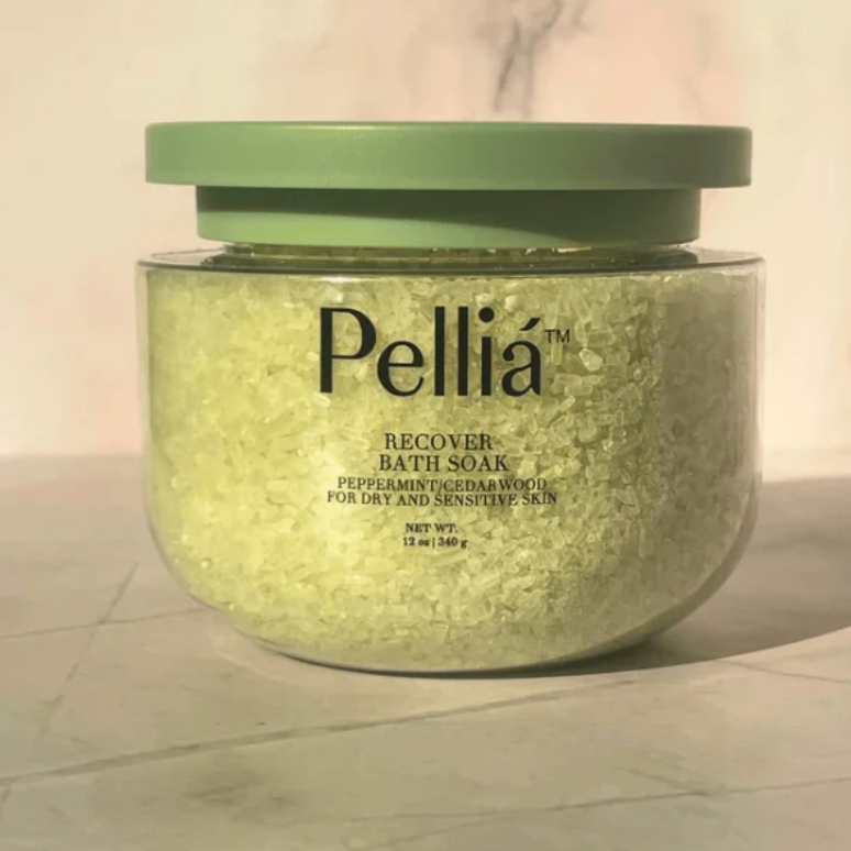 Recover Aromatherapy Bath Soak by Pelliá Beauty-0