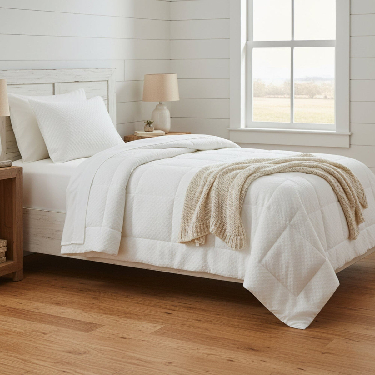 DaDa Bedding Dreamy Soft Velvet Ivory White Plush Velour Tufted Quilted Comforter Set (JHW861)-0