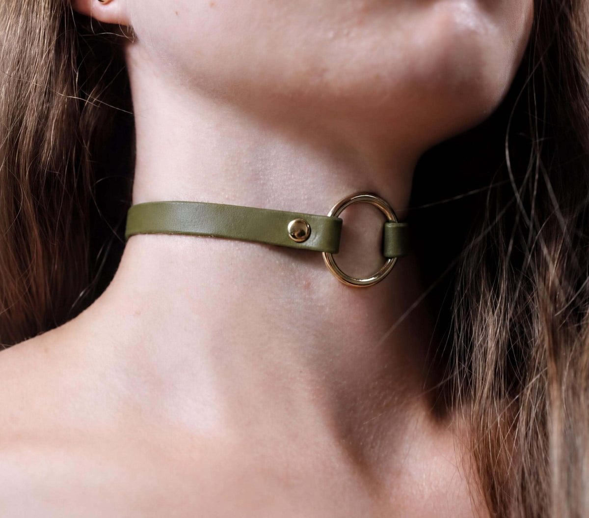 Leather O Ring Choker | Avocado Minimalist BDSM Day Collar-0