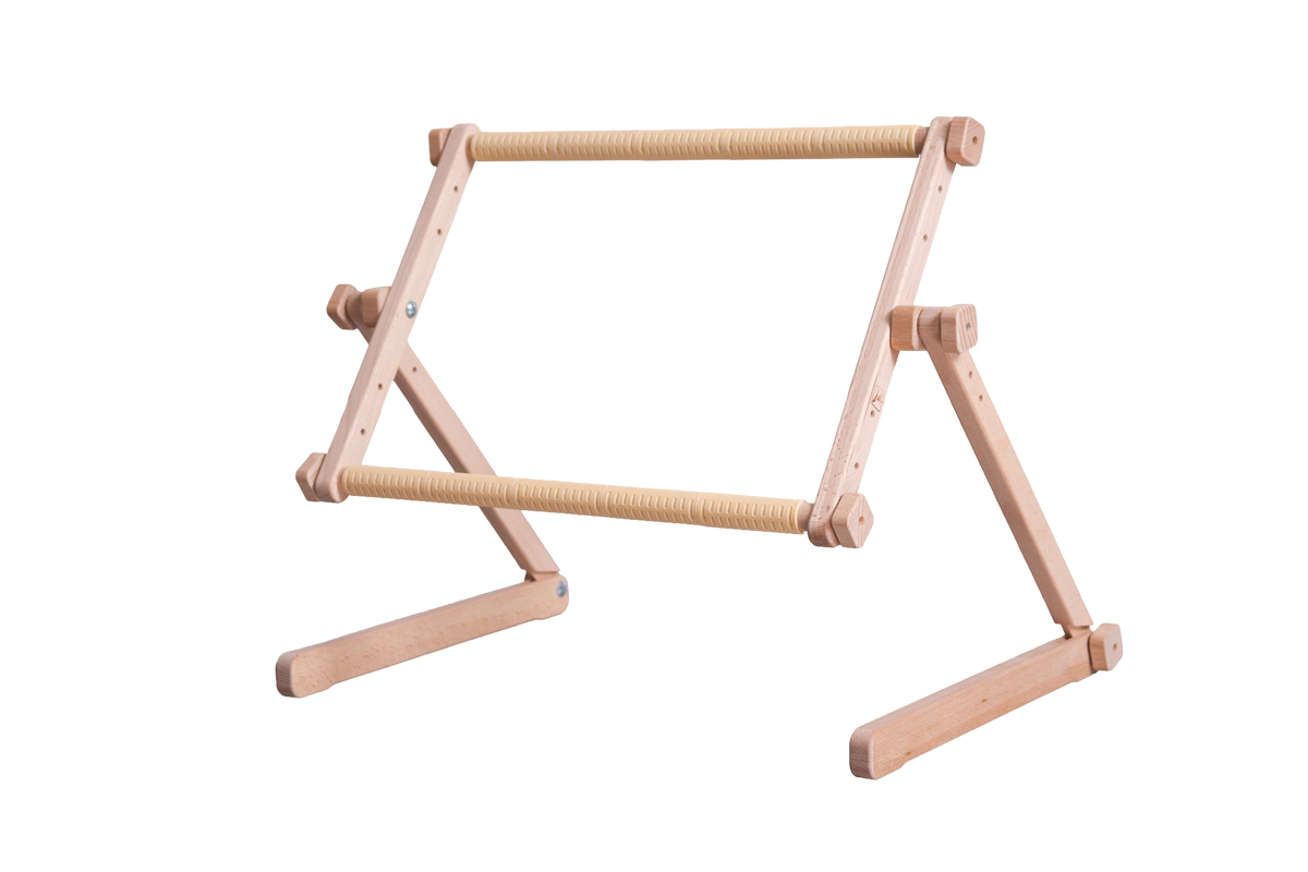 Wooden embroidery stand UNIVERSAL ( SOFA AND TABLE-TYPE) Chaffinch 35*48 cm CSZI3548-0